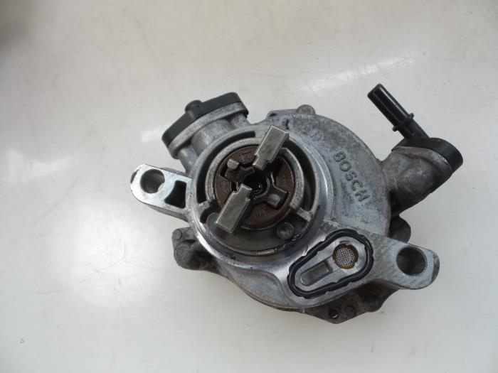 Gebruikte Videpomp (Diesel) Volvo V50 (MW) 1.6 D2 16V Prijs € 25,00 Margeregeling aangeboden door Autobedrijf Broekhuis B.V.