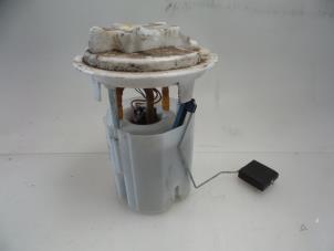 Gebruikte Tank element Pomp Citroen Berlingo Cinqspace, Multispace 1.6 VTi 120 16V Prijs € 35,00 Margeregeling aangeboden door Autobedrijf Broekhuis B.V.