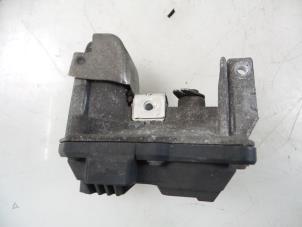 Gebruikte EGR Klep Renault Scénic III (JZ) 1.6 Energy dCi 130 Prijs € 50,00 Margeregeling aangeboden door Autobedrijf Broekhuis B.V.