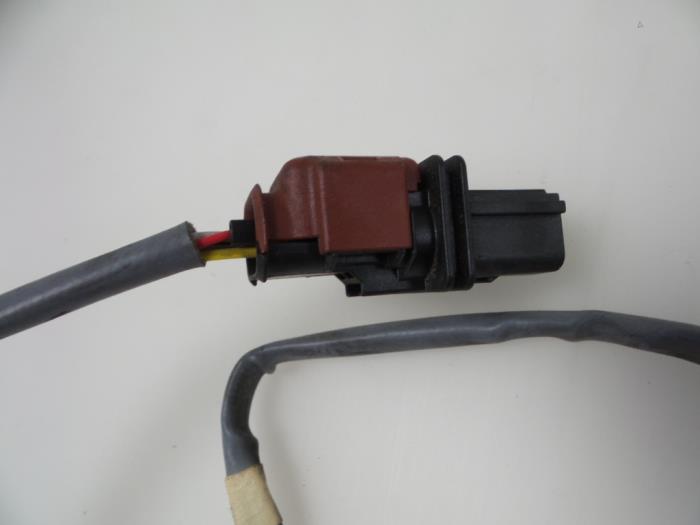 Lambda Sonde van een Porsche Cayenne II (92A) 3.0 S E-Hybrid 24V 2015