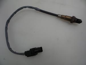 Gebruikte Lambda Sonde Porsche Cayenne II (92A) 3.0 S E-Hybrid 24V Prijs € 75,00 Margeregeling aangeboden door Autobedrijf Broekhuis B.V.