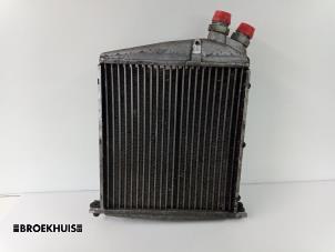 Gebruikte Oliekoeler Porsche 911 (993) 3.6 Carrera 2 Prijs € 250,00 Margeregeling aangeboden door Autobedrijf Broekhuis B.V.