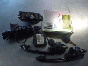 Gebruikte Inspuitcomputer Fiat Marea Weekend (185BX/CX) 1.8 ELX 16V Prijs € 25,00 Margeregeling aangeboden door Autobedrijf Broekhuis B.V.