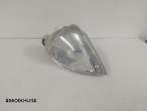 Gebruikte Richtingaanwijzer rechts Renault Laguna I (B56) 1.8 Prijs € 5,00 Margeregeling aangeboden door Autobedrijf Broekhuis B.V.