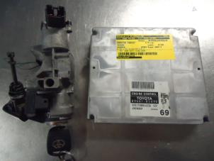 Gebruikte Computer Inspuit Toyota Avensis Wagon (T25/B1E) 2.0 16V D-4D Prijs € 50,00 Margeregeling aangeboden door Autobedrijf Broekhuis B.V.