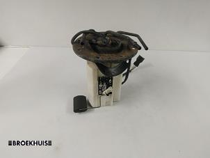 Gebruikte Tank element Pomp Hyundai Trajet 2.0 16V Prijs € 25,00 Margeregeling aangeboden door Autobedrijf Broekhuis B.V.
