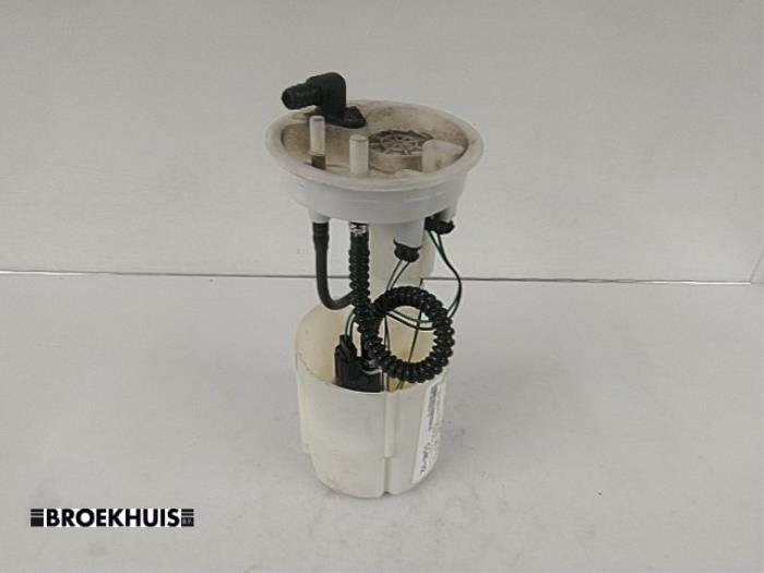 Gebruikte Tank element Pomp Fiat Marea Weekend (185BX/CX) 2.0 HLX 20V Prijs € 15,00 Margeregeling aangeboden door Autobedrijf Broekhuis B.V.