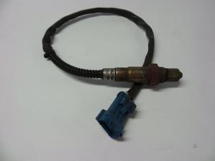 Gebruikte Lambda Sonde Peugeot 307 SW (3H) 1.6 16V Prijs € 10,00 Margeregeling aangeboden door Autobedrijf Broekhuis B.V.