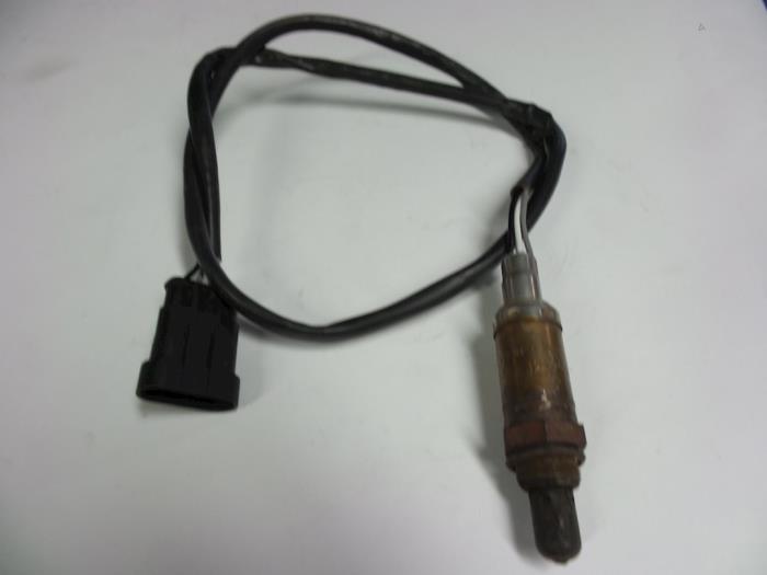 Gebruikte Lambda Sonde Fiat Punto I (176) 55 1.1 Prijs € 10,00 Margeregeling aangeboden door Autobedrijf Broekhuis B.V.