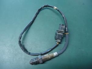 Gebruikte Lambda Sonde Volkswagen Golf V (1K1) 1.9 TDI Prijs € 15,00 Margeregeling aangeboden door Autobedrijf Broekhuis B.V.