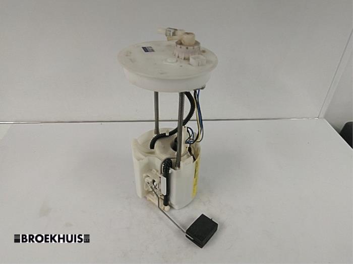 Gebruikte Tank element Pomp Honda Civic (FA/FD) 1.3 Hybrid Prijs € 45,00 Margeregeling aangeboden door Autobedrijf Broekhuis B.V.