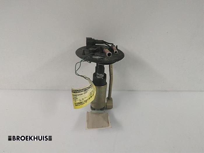 Gebruikte Tank element Pomp Suzuki Baleno (GA/GB) 1.6 16V Prijs € 15,00 Margeregeling aangeboden door Autobedrijf Broekhuis B.V.