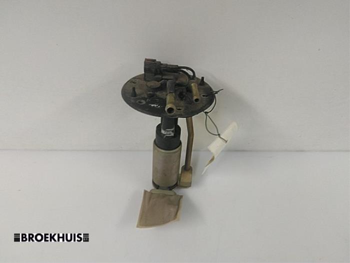 Gebruikte Tank element Pomp Suzuki Baleno (GC/GD) 1.6 16V Prijs € 15,00 Margeregeling aangeboden door Autobedrijf Broekhuis B.V.