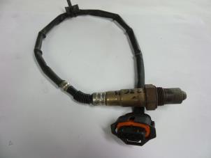 Gebruikte Lambda Sonde Opel Omega B Caravan (21/22/23) 3.2 V6 24V Prijs € 10,00 Margeregeling aangeboden door Autobedrijf Broekhuis B.V.