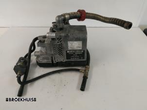 Gebruikte Standkachel Mercedes A (W168) 1.7 A-160 CDI 16V Prijs € 50,00 Margeregeling aangeboden door Autobedrijf Broekhuis B.V.