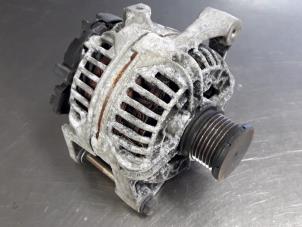 Gebruikte Dynamo Saab 9-5 Estate (YS3E) 3.0 TiD V6 24V Prijs € 45,00 Margeregeling aangeboden door Autobedrijf Broekhuis B.V.