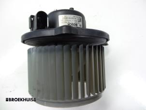 Gebruikte Chaufage Ventilatiemotor Audi A6 (C5) 2.4 V6 30V Prijs € 15,00 Margeregeling aangeboden door Autobedrijf Broekhuis B.V.