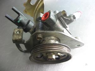 Gebruikte Pomp Servo Daihatsu Gran Move 1.6 16V Prijs € 20,00 Margeregeling aangeboden door Autobedrijf Broekhuis B.V.