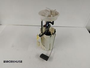 Gebruikte Tank element Pomp Fiat Ducato (243/244/245) 2.8 JTD VGT Prijs € 54,45 Inclusief btw aangeboden door Autobedrijf Broekhuis B.V.