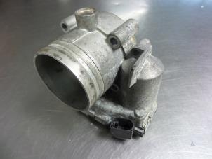Gebruikte Gasklephuis Fiat Stilo (192A/B) 2.4 20V Abarth 3-Drs. Prijs € 35,00 Margeregeling aangeboden door Autobedrijf Broekhuis B.V.