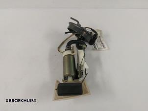 Gebruikte Tank element Pomp Hyundai Lantra/Elantra II 1.6i GLS 16V Prijs € 20,00 Margeregeling aangeboden door Autobedrijf Broekhuis B.V.