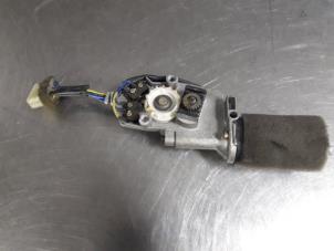 Gebruikte Schuifdak Motor Hyundai Trajet 2.0 16V Prijs € 25,00 Margeregeling aangeboden door Autobedrijf Broekhuis B.V.