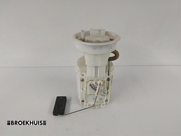 Gebruikte Tank element Pomp Seat Cordoba (6C2/6K2) 1.8 T 20V Cupra SX Prijs € 20,00 Margeregeling aangeboden door Autobedrijf Broekhuis B.V.