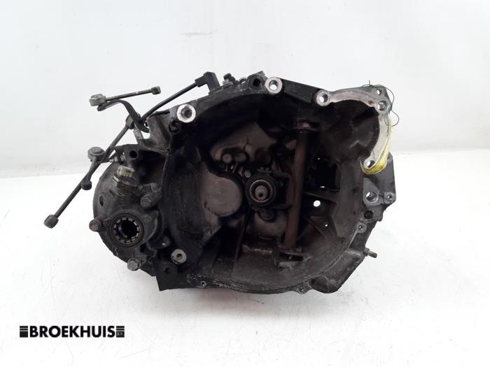 Gebruikte Versnellingsbak Peugeot 406 (8B) 1.8 Prijs op aanvraag aangeboden door Autobedrijf Broekhuis B.V.