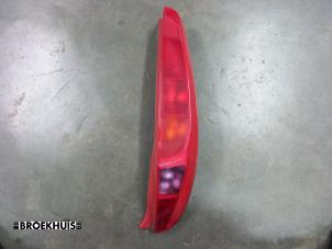 Gebruikte Achterlicht rechts Fiat Punto II (188) 1.2 60 S 5-Drs. Prijs € 15,00 Margeregeling aangeboden door Autobedrijf Broekhuis B.V.