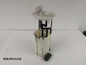 Gebruikte Tank element Pomp Fiat Doblo Cargo (223) 1.3 D 16V Multijet Prijs € 25,00 Margeregeling aangeboden door Autobedrijf Broekhuis B.V.