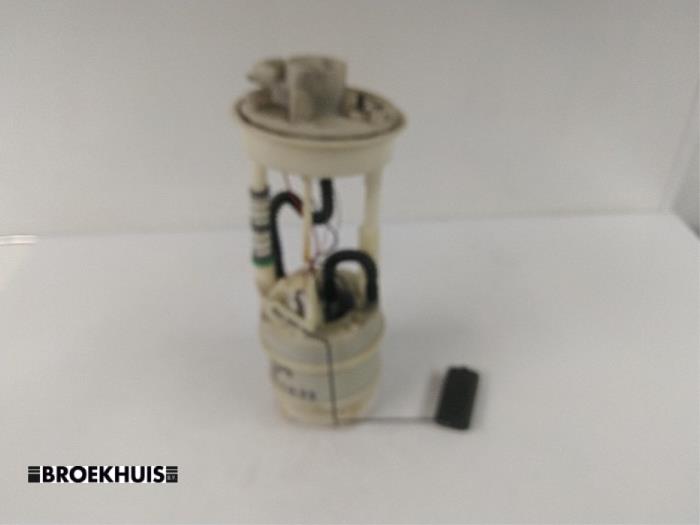 Gebruikte Tank element Pomp Lancia Delta (836) 1.8 16V VVT HPE Prijs € 20,00 Margeregeling aangeboden door Autobedrijf Broekhuis B.V.
