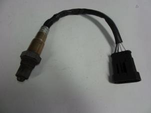 Gebruikte Lambda Sonde Fiat Grande Punto (199) 1.4 Prijs € 15,00 Margeregeling aangeboden door Autobedrijf Broekhuis B.V.