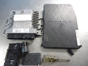 Gebruikte Computer Inspuit Renault Scénic II (JM) 1.5 dCi 105 Prijs € 60,00 Margeregeling aangeboden door Autobedrijf Broekhuis B.V.