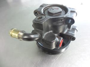 Gebruikte Stuurpomp Ford Fiesta 4 1.3i Prijs € 25,00 Margeregeling aangeboden door Autobedrijf Broekhuis B.V.