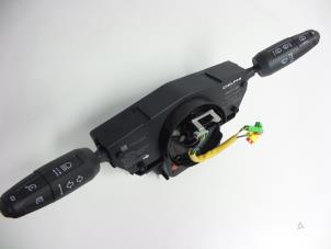 Gebruikte Licht + Raw Schakelaar Opel Corsa D 1.3 CDTi 16V ecoFLEX Prijs € 25,00 Margeregeling aangeboden door Autobedrijf Broekhuis B.V.