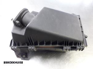 Gebruikte Luchtfilterhuis Audi A3 (8L1) 1.9 TDI 90 Prijs € 15,00 Margeregeling aangeboden door Autobedrijf Broekhuis B.V.