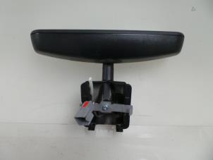 Gebruikte Binnenspiegel Landrover Discovery Sport (LC) 2.0 Si4 16V Prijs € 80,00 Margeregeling aangeboden door Autobedrijf Broekhuis B.V.