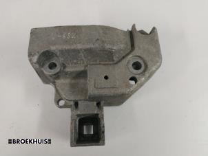 Gebruikte Motorrubber Renault Scénic I (JA) 1.4 16V Prijs € 15,00 Margeregeling aangeboden door Autobedrijf Broekhuis B.V.