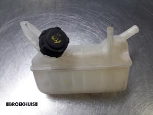 Gebruikte Expansievat Renault Megane II Grandtour (KM) 1.5 dCi 80 Prijs € 10,00 Margeregeling aangeboden door Autobedrijf Broekhuis B.V.