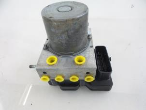 Gebruikte ABS Pomp Volkswagen Crafter 2.0 BiTDI Prijs € 242,00 Inclusief btw aangeboden door Autobedrijf Broekhuis B.V.