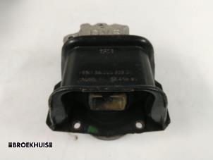 Gebruikte Motorsteun Peugeot 308 SW (4E/H) 1.6 HDiF 16V Prijs € 15,00 Margeregeling aangeboden door Autobedrijf Broekhuis B.V.