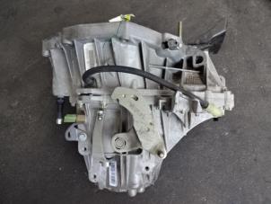 Gebruikte Versnellingsbak Renault Scénic II (JM) 1.5 dCi 105 Prijs op aanvraag aangeboden door Autobedrijf Broekhuis B.V.