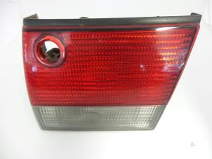 Gebruikte Achterlicht rechts Saab 9-3 I (YS3D) 2.0t 16V Ecopower Prijs € 10,00 Margeregeling aangeboden door Autobedrijf Broekhuis B.V.