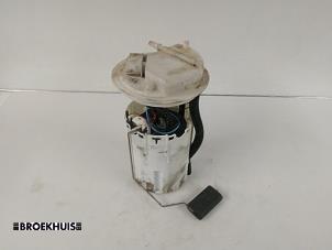 Gebruikte Tank element Pomp Fiat Stilo (192A/B) 1.8 16V Prijs € 20,00 Margeregeling aangeboden door Autobedrijf Broekhuis B.V.