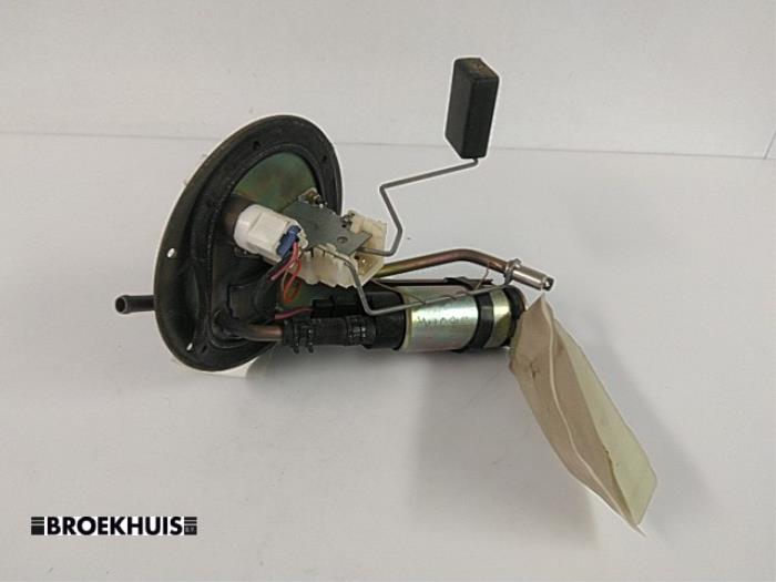 Gebruikte Tank element Pomp Mazda 323 C (BA13) 1.8i 16V Prijs € 15,00 Margeregeling aangeboden door Autobedrijf Broekhuis B.V.
