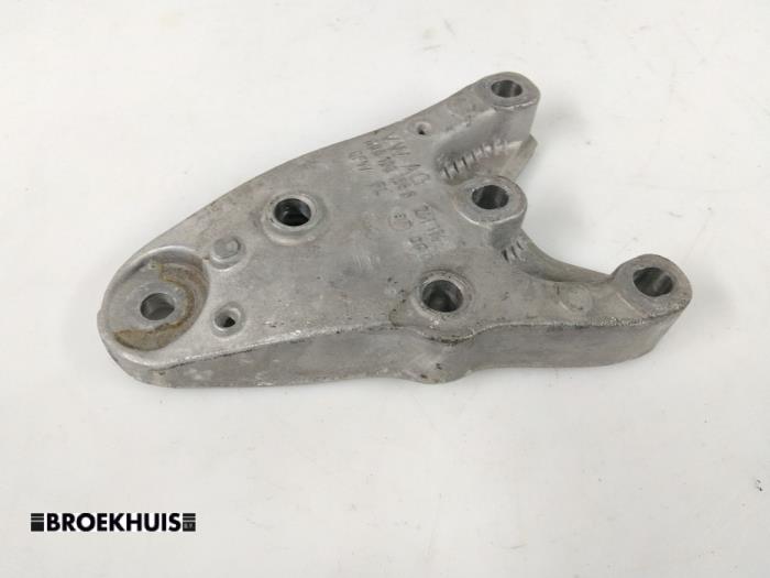 Gebruikte Motorrubber Volkswagen Fox (5Z) 1.2 Prijs € 10,00 Margeregeling aangeboden door Autobedrijf Broekhuis B.V.