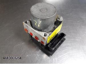 Gebruikte ABS Pomp Opel Corsa C (F08/68) 1.3 CDTi 16V Prijs € 40,00 Margeregeling aangeboden door Autobedrijf Broekhuis B.V.