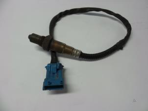 Gebruikte Lambda Sonde Peugeot 307 SW (3H) 1.6 16V Prijs € 15,00 Margeregeling aangeboden door Autobedrijf Broekhuis B.V.