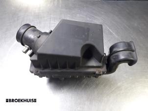 Gebruikte Luchtfilterhuis Ford Transit Connect 1.8 Tddi Prijs € 15,00 Margeregeling aangeboden door Autobedrijf Broekhuis B.V.