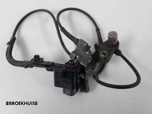 Gebruikte ABS Sensor Mazda 6 Sportbreak (GY19/89) 2.0i 16V Prijs € 10,00 Margeregeling aangeboden door Autobedrijf Broekhuis B.V.